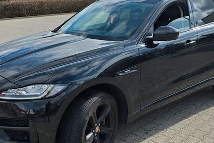 Jaguar F-Pace 134.640 km 14.900 &euro; Aachen 52080