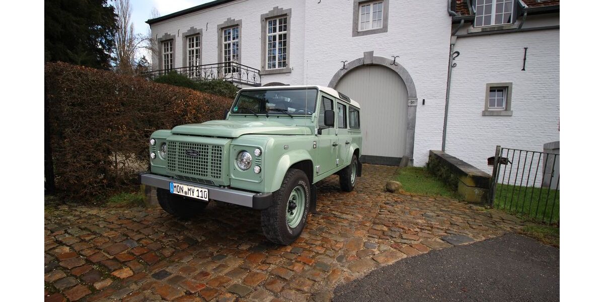 Land Rover Defender 131.000 km 55.000 &euro; Aachen 52072