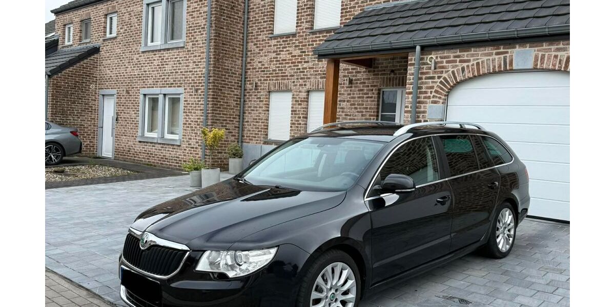 Skoda Superb 147.215 km 8.900 &euro; Walheim 52076