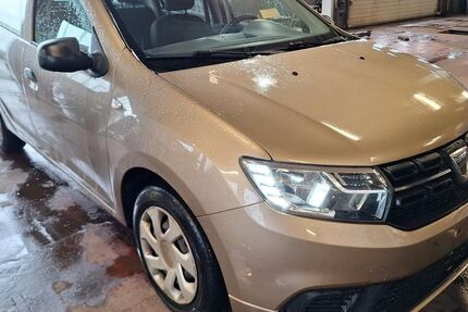 Dacia Sandero 256.000 km 3.300 &euro; Düren 52351