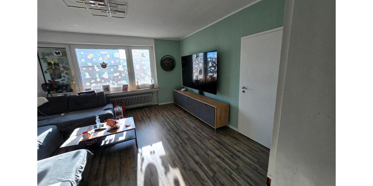 Etagenwohnung Eschweiler - 4 Zimmer, 96 m&sup2;, 1.060&euro; | Angebot:25238974