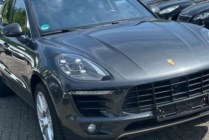 Porsche Macan 196.000 km 24.900 &euro; Aachen 52070
