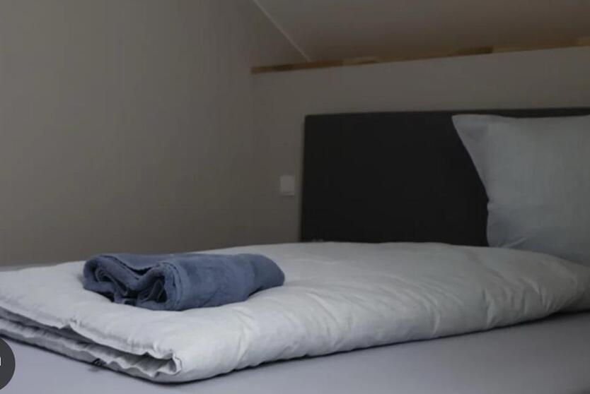 Komplettes Haus MontageZimmer für vermieten in Heinsberg Horst