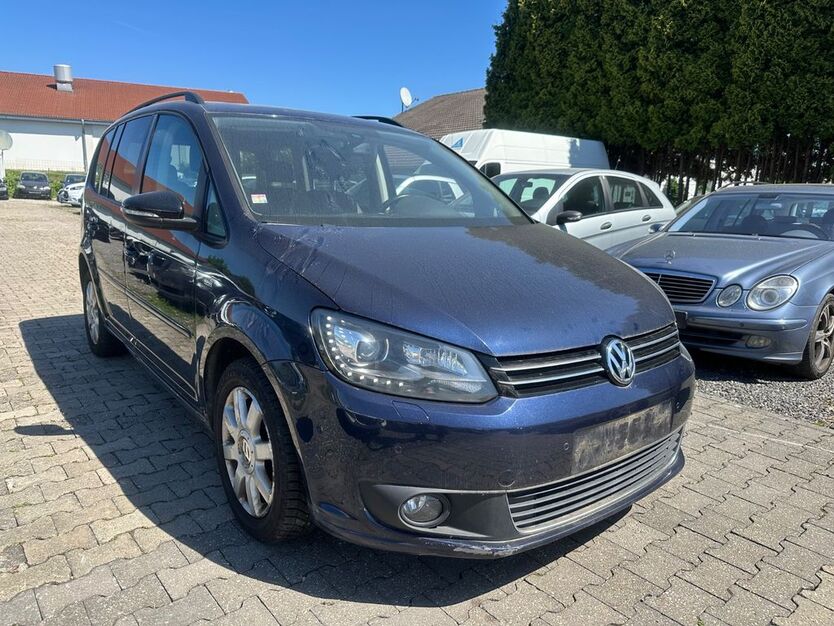 VW Touran 297.750 km 3.999 € Eschweiler 52249