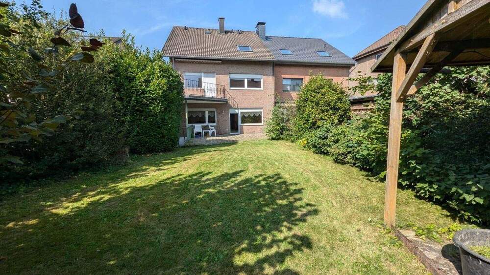 Doppelhaushälfte Aachen-Brand Brand - 9 Zimmer, 235 m&sup2;, 749.000&euro; | Angebot:25724149
