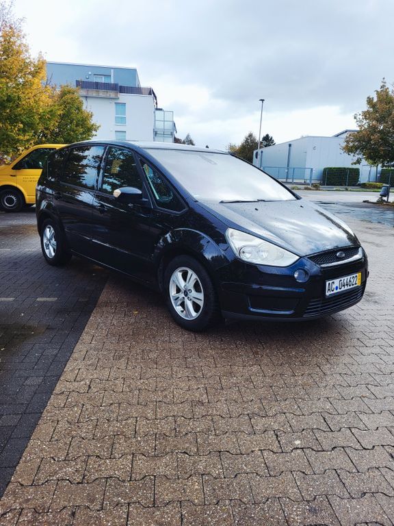Ford S-Max 222.000 km 2.200 € Würselen 52146