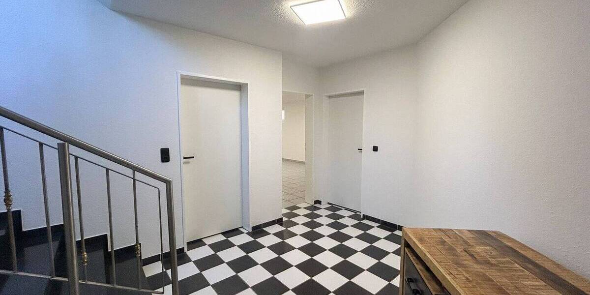 Mehrfamilienhaus, Wohnhaus Übach-Palenberg Übach - 6 Zimmer, 238 m&sup2;, 695.000&euro; | Angebot:26501719