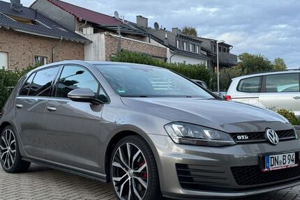VW Golf 120.000 km 17.800 &euro; Düren 52349