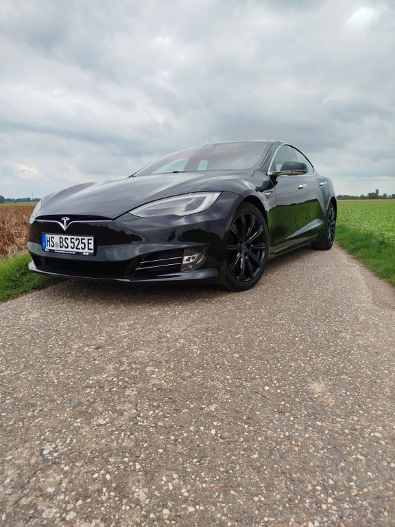 Tesla Model S 269.852 km 21.950 € Geilenkirchen 52511