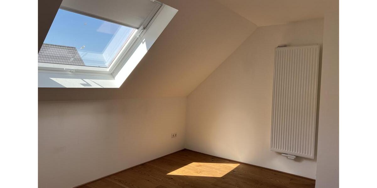 Einfamilienhaus Aachen Aachen-Mitte - 6 Zimmer, 220 m&sup2;, 2.450&euro; | Angebot:25975648