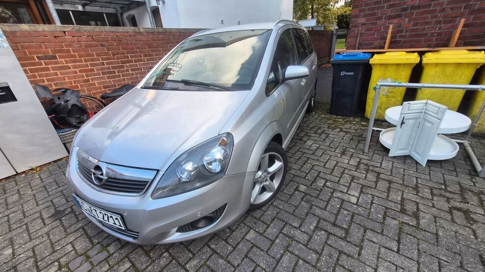 Opel Zafira 261.000 km 1.599 € Alsdorf 52477