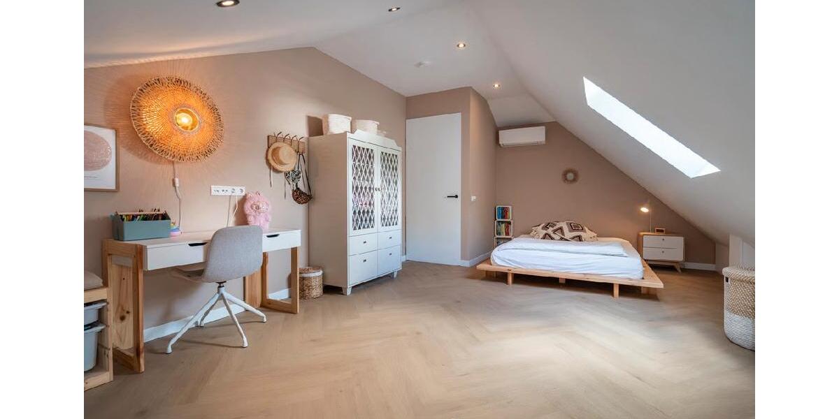 Einfamilienhaus Aachen Aachen-Mitte - 9 Zimmer, 233 m&sup2;, 849.000&euro; | Angebot:27251616