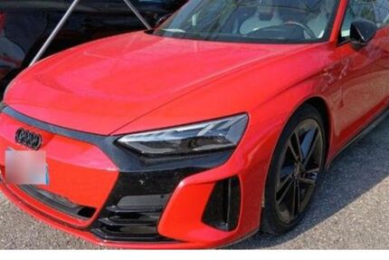 Audi e-tron GT 55.049 km 54.420 &euro; Aachen 52078