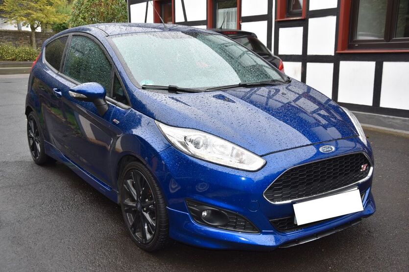 Ford Fiesta 111.562 km 6.500 € Simmerath 52152
