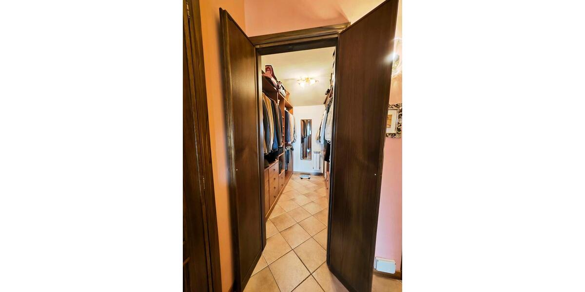 Villa Stolberg (Rhld.) Gressenich - 2 Zimmer, 152 m&sup2;, 300.000&euro; | Angebot:27143633