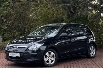 Hyundai i30 114.641 km 2.999 &euro; Jülich 52428