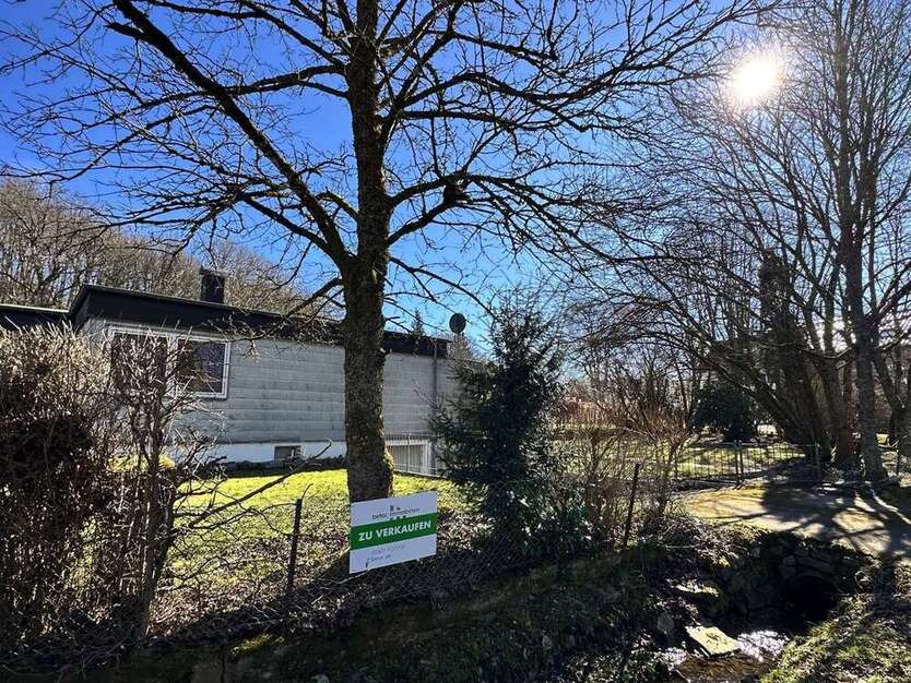 Haus zum Kaufen in Roetgen 350.000 € 93 m²