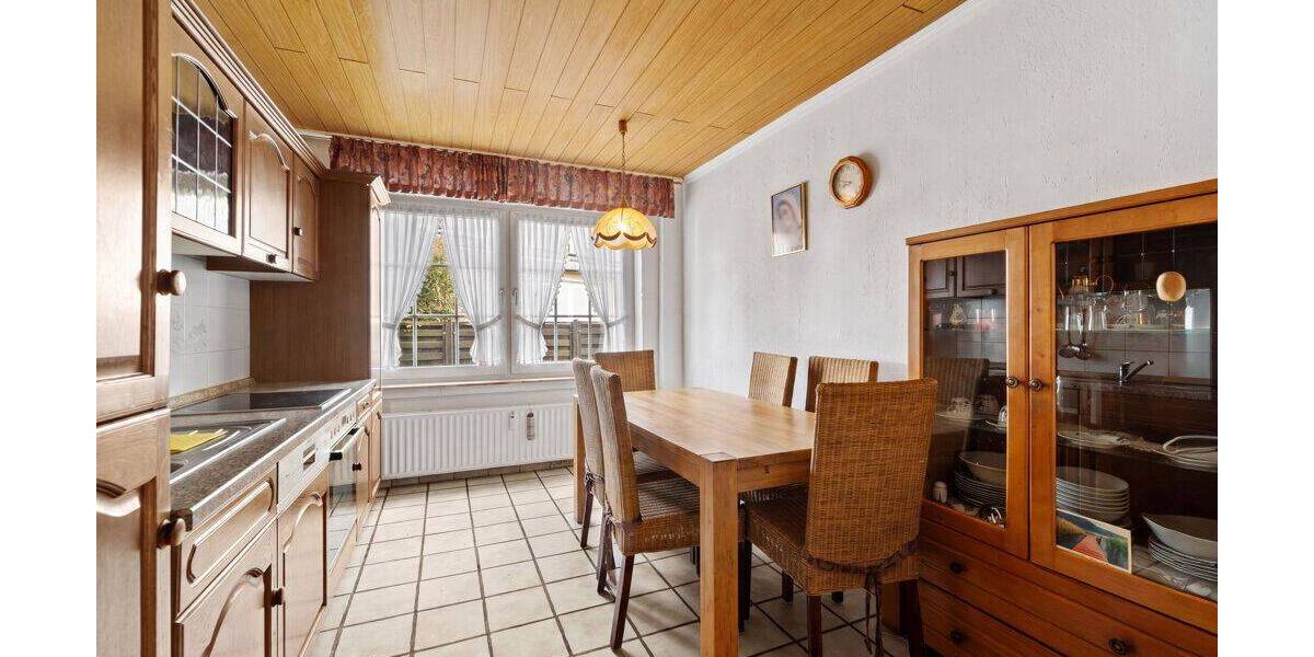 Mehrfamilienhaus, Wohnhaus Baesweiler - 5 Zimmer, 123 m&sup2;, 349.000&euro; | Angebot:26816800