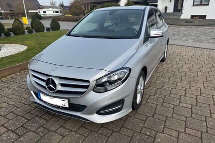 Mercedes B 200