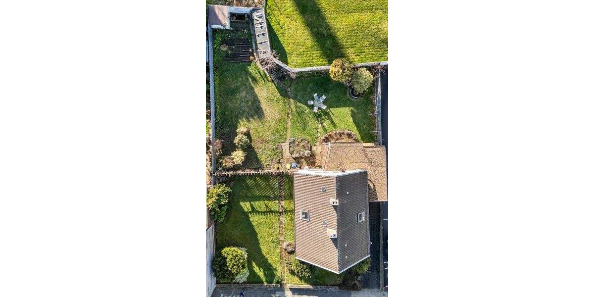 Einfamilienhaus Kreuzau - 6 Zimmer, 136 m&sup2;, 360.000&euro; | Angebot:25700907