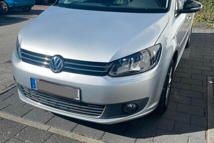 VW Touran 106.000 km 10.740 &euro; Aachen 52078