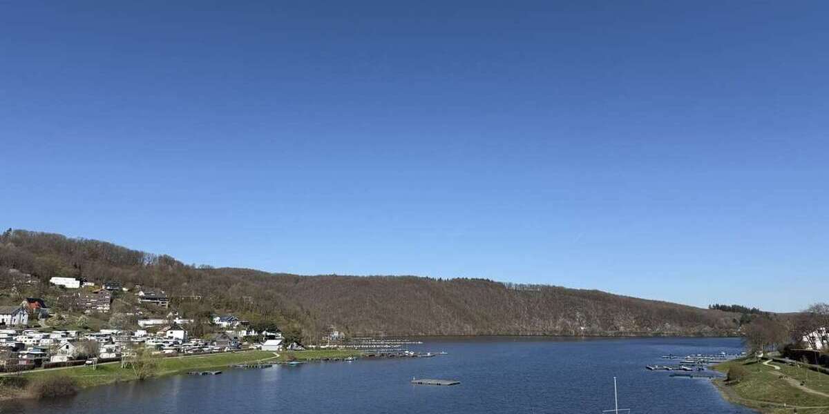 Etagenwohnung Simmerath / Woffelsbach Woffelsbach - 4 Zimmer, 140 m&sup2;, 440.000&euro; | Angebot:26266771