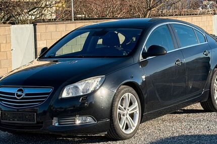 Opel Insignia 160.945 km 4.990 &euro; Düren 52351