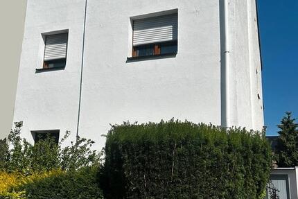 Haus Düren Distelrath - 8 Zimmer, 165 m&sup2;, 375.000&euro; | Angebot:26802943