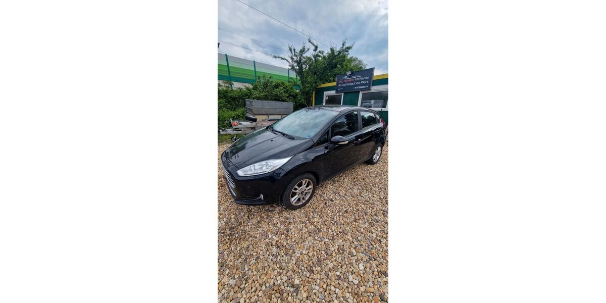Ford Fiesta 66.000 km 5.950 &euro; Düren 52349