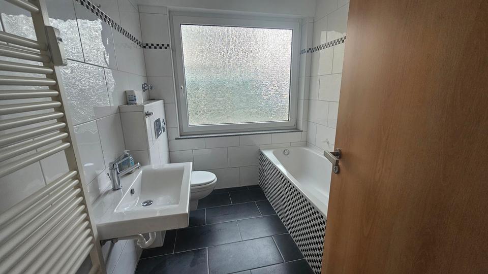 Erdgeschoßwohnung Düren - 3 Zimmer, 81 m&sup2;, 210.000&euro; | Angebot:26876153