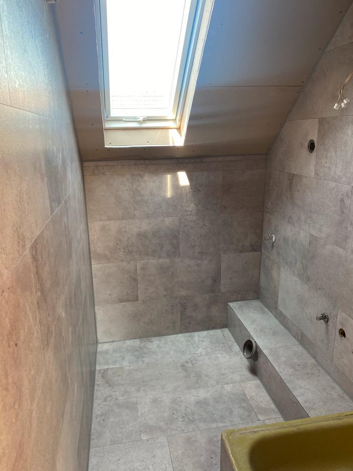 Wohnung renoviert. Nur für 1 Max 2 Personen. Kein Haustier