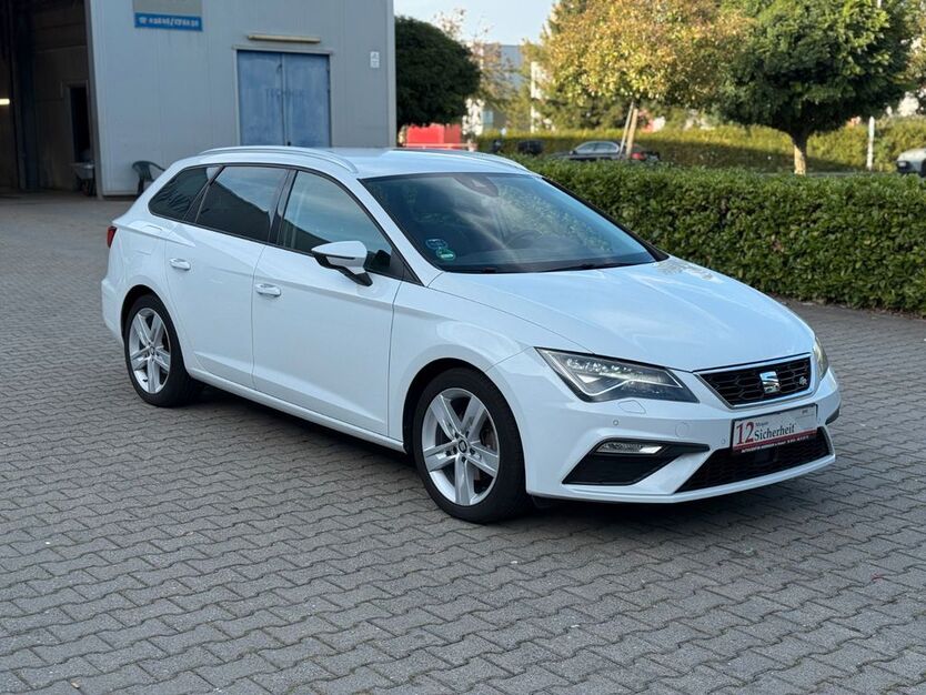 Seat Leon 110.186 km 13.990 € Alsdorf 52477
