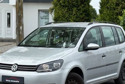 VW Touran 146.047 km 5.490 &euro; Jülich 52428