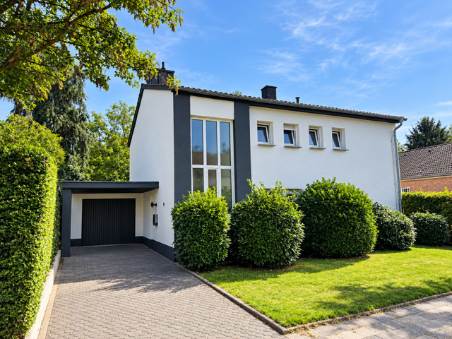 Einfamilienhaus Geilenkirchen - 7 Zimmer, 150 m&sup2;, 1.200&euro; | Angebot:27449596
