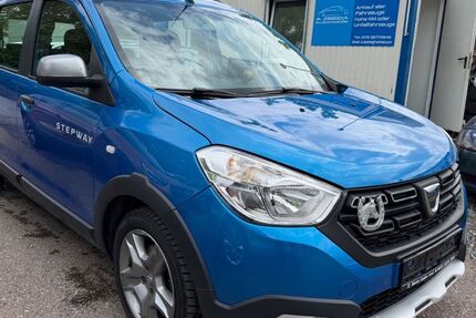 Dacia Lodgy 119.000 km 8.990 &euro; aachen 52070