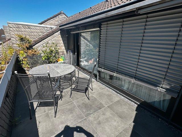 Dachgeschoßwohnung Aachen Aachen-Mitte - 2 Zimmer, 99 m&sup2;, 325.000&euro; | Angebot:27209201