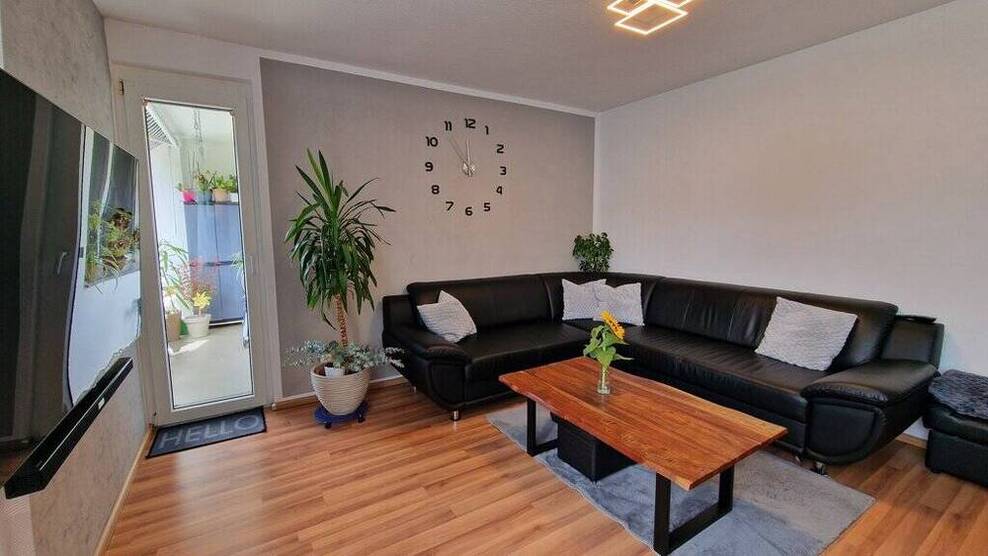 Einziehen und Wohlfühlen! Umfassend modernisierte 3-Zimmerwohnung mit Balkon in Forst