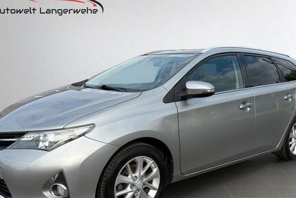 Toyota Auris 113.527 km 9.999 &euro; Langerwehe 52379