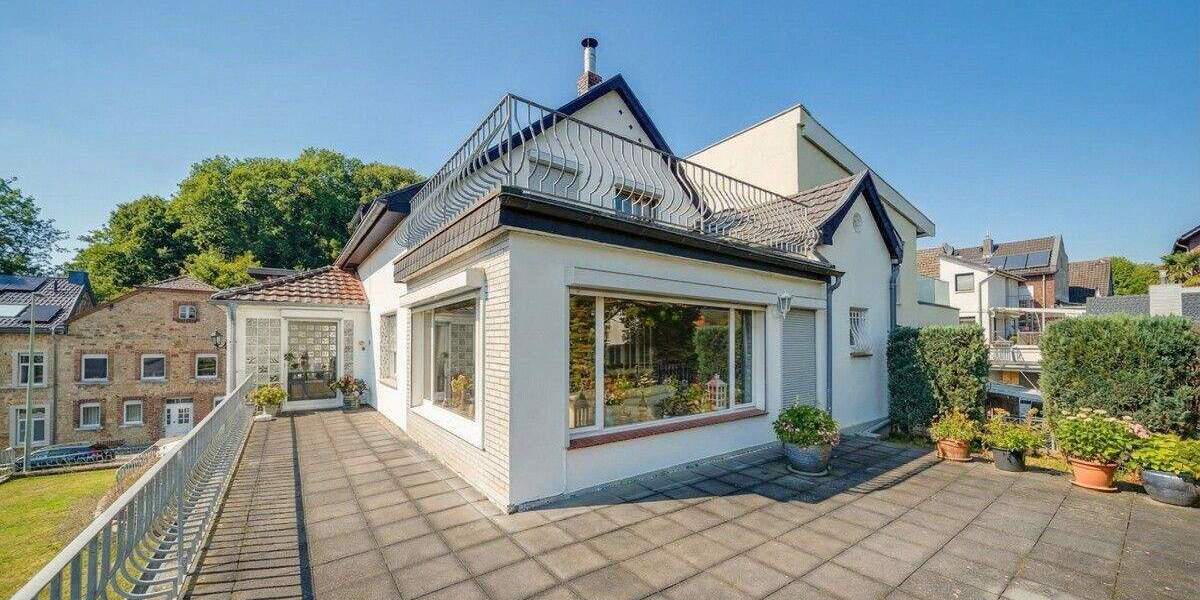 Mehrfamilienhaus, Wohnhaus Stolberg (Rheinland) Vicht - 6 Zimmer, 188 m&sup2;, 359.000&euro; | Angebot:25674571