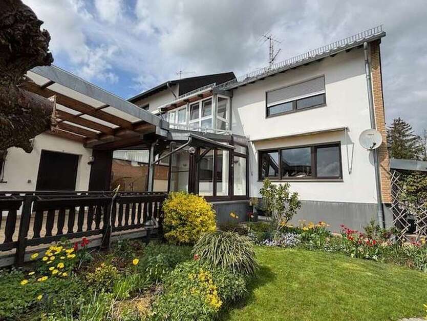 Haus zum Kaufen in Kreuzau 345.000 € 155 m²