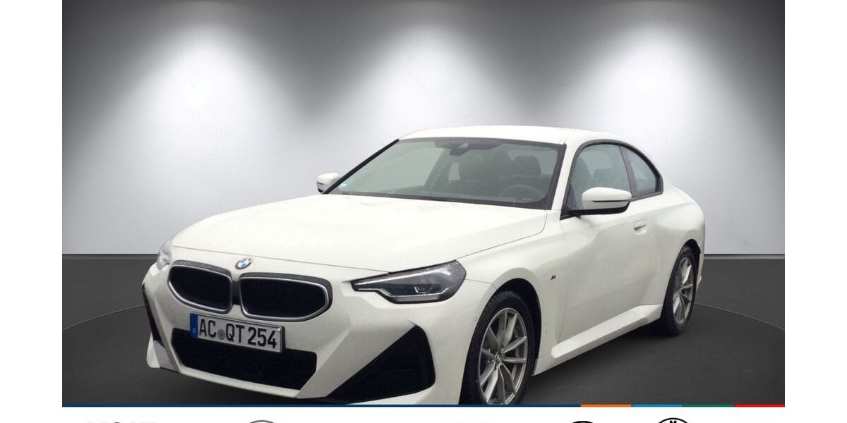 BMW 218 4.915 km 33.900 &euro; Aachen 52078