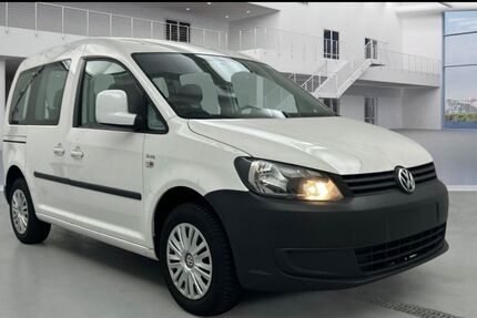 VW Caddy 63.000 km 13.690 € Roetgen 52159