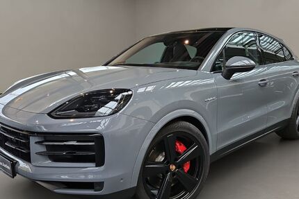 Porsche Cayenne 8.000 km 131.600 € Aachen 52068