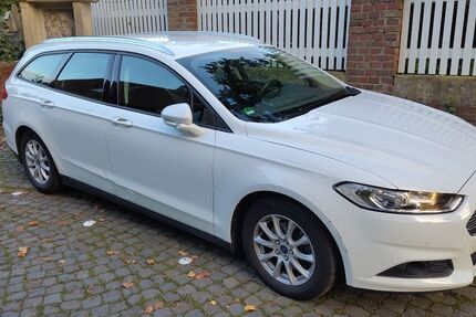Ford Mondeo 116.000 km 14.000 € Niederzier 52382