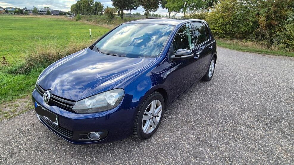 VW Golf 80.450 km 7.400 € Nideggen 52385