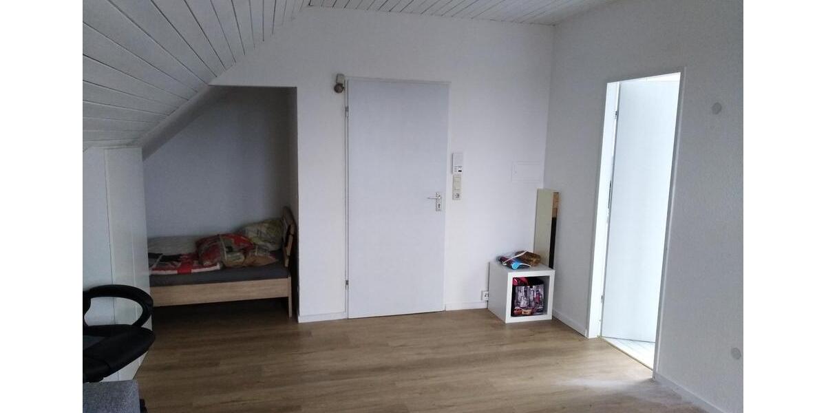 Dachgeschoßwohnung Aachen Aachen-Mitte - 1 Zimmer, 25 m&sup2;, 280&euro; | Angebot:25824088