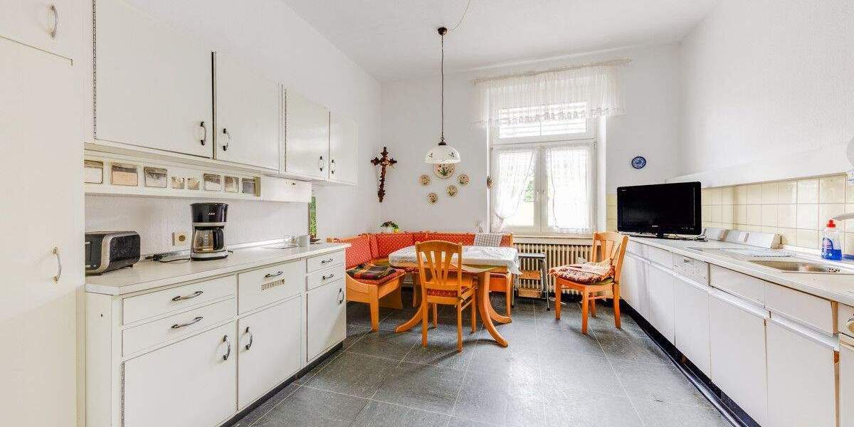 Einfamilienhaus Stolberg (Rheinland) Vicht - 8 Zimmer, 249 m&sup2;, 499.000&euro; | Angebot:25674474