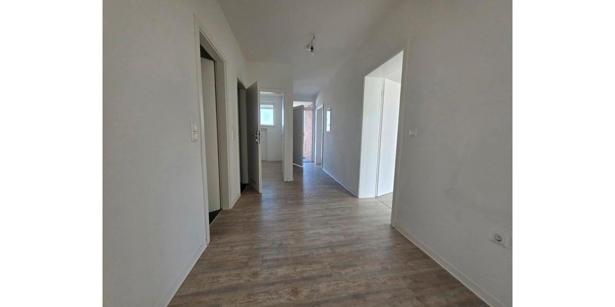 Etagenwohnung Aachen Aachen-Mitte - 3 Zimmer, 79 m&sup2;, 846&euro; | Angebot:25823139