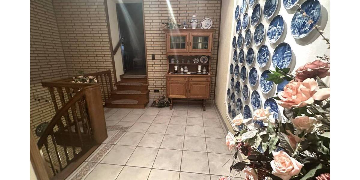 Mehrfamilienhaus, Wohnhaus Geilenkirchen - 6 Zimmer, 159 m&sup2;, 298.000&euro; | Angebot:25777058