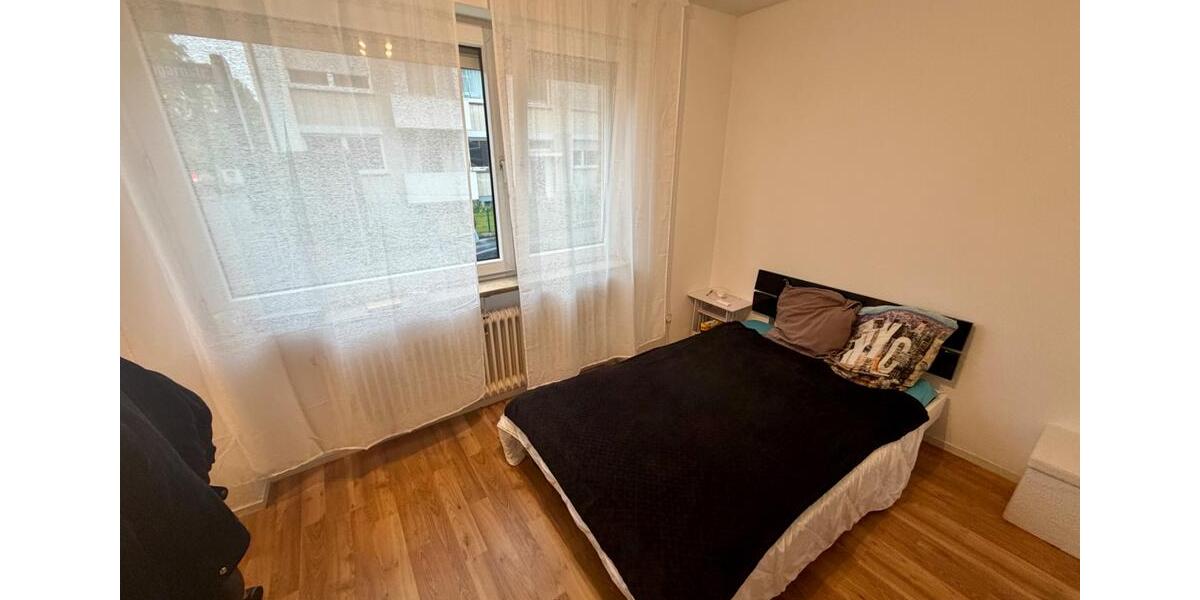 Erdgeschoßwohnung Aachen Aachen-Mitte - 5 Zimmer, 80 m&sup2;, 400&euro; | Angebot:26447930